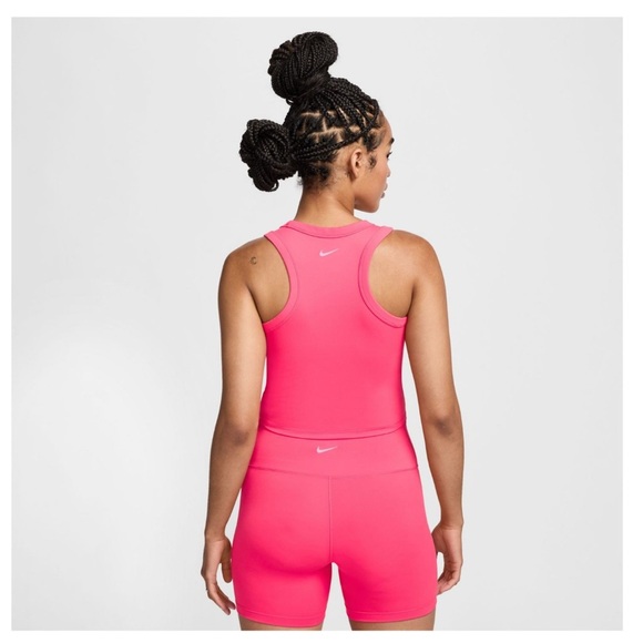 Nike Women's One Fitted Dri-FIT
Cropped Tank Top - Picture 3 of 5